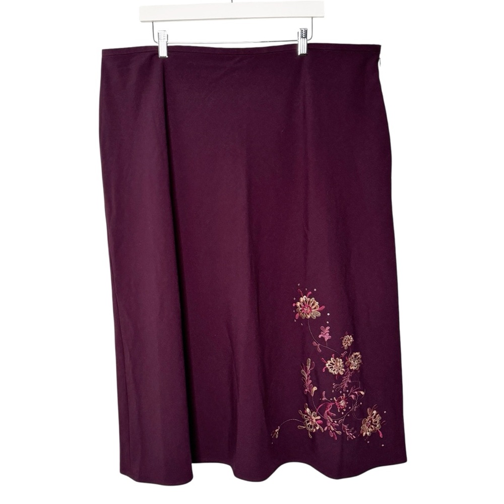 AVENUE 2010’s MAROON EMBROIDERED MAXI SKIRT SZ 24